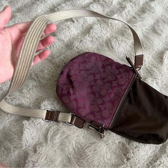 Coach Crossbody Bag Purple Signature C Pleated Small Purse Adjustable Strap - Picture 5 of 15